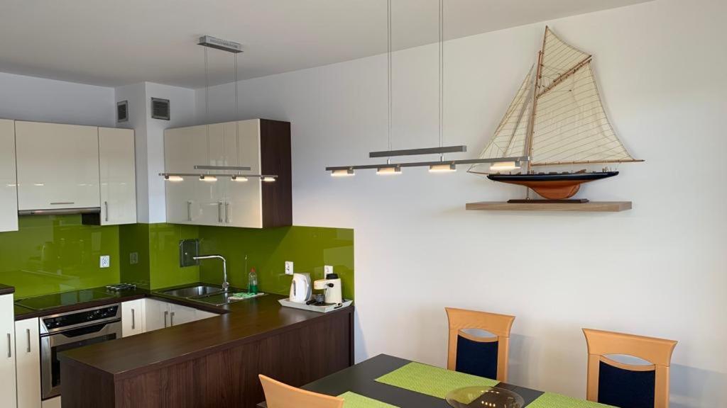 Apartament Portowe Wspomnienia Устка Екстериор снимка